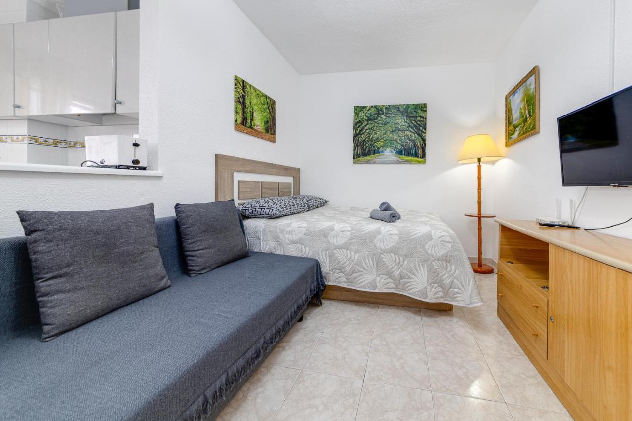 Studio Relax Playa Del Cura, Felix Rodriguez 3 托雷维耶哈 外观 照片